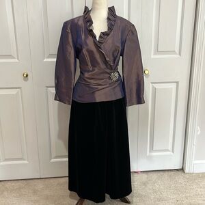 Vintage Arthur L Black Velvet Midi Skirt W/Pockets Size 10 EUC